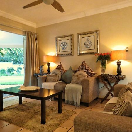 Vair'S Place Guest House In Sandton Paulshof - Apartment, Lux Suites & Spa 约翰内斯堡 外观 照片