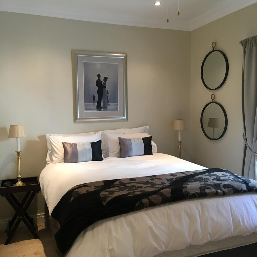 Vair'S Place Guest House In Sandton Paulshof - Apartment, Lux Suites & Spa 约翰内斯堡 外观 照片