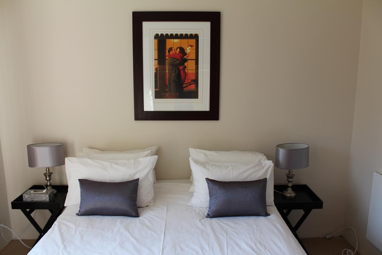 Vair'S Place Guest House In Sandton Paulshof - Apartment, Lux Suites & Spa 约翰内斯堡 外观 照片