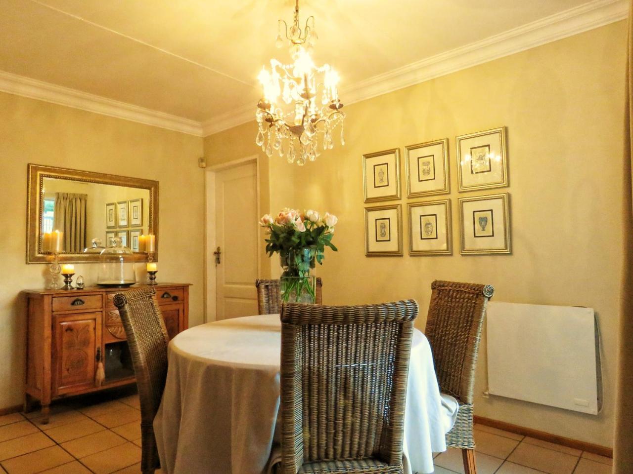Vair'S Place Guest House In Sandton Paulshof - Apartment, Lux Suites & Spa 约翰内斯堡 外观 照片